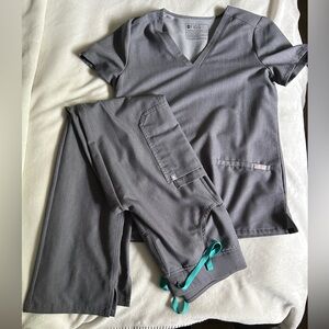 Figs graphite XS tall scrubs
